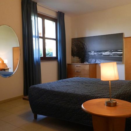 Cosmopolitan Golf & Beach Resort Tirrenia Esterno foto